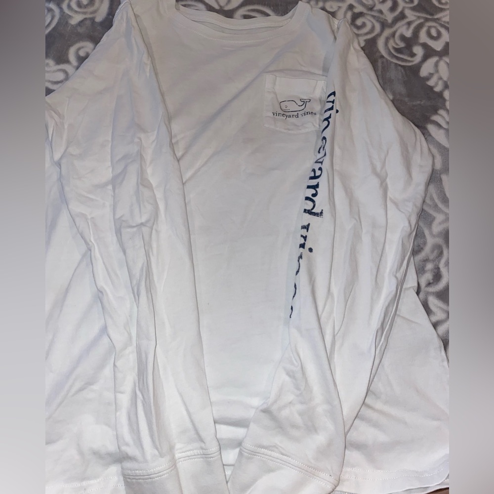 Perfect condition Vineyard vines long sleeve shirt